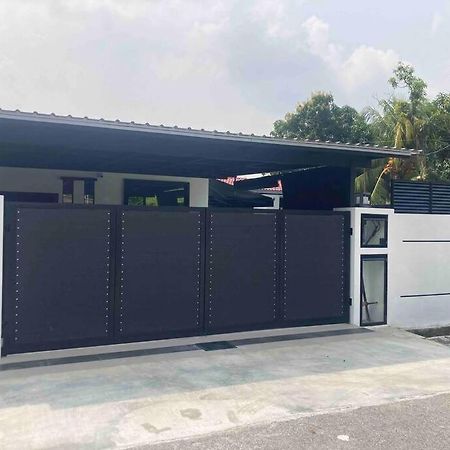 Abbie'S Private Pool Villa Bukit Mertajam Penang Exterior foto
